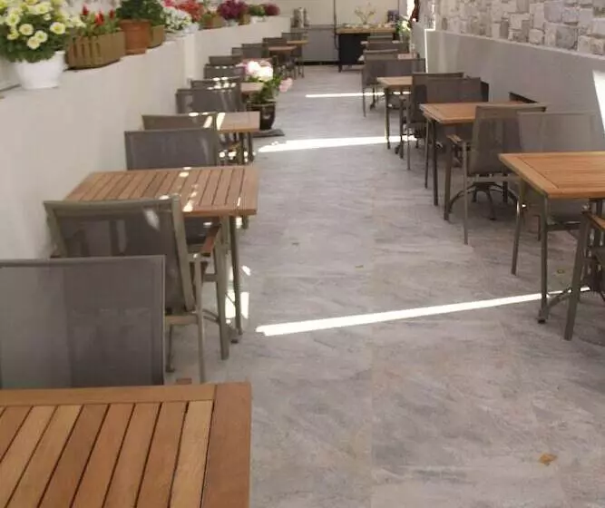 هتل Petraada Bozcaada