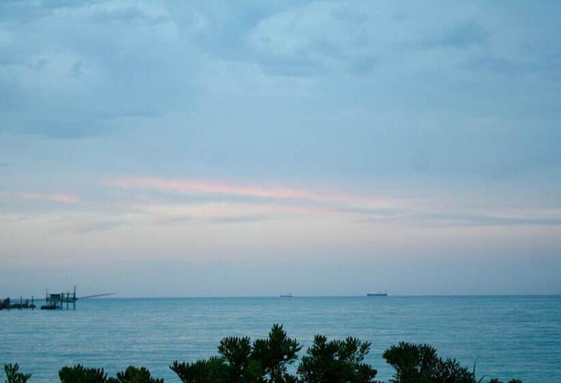 레지던스 Captivating House In Palmoli Sleeps 2 Plus 2