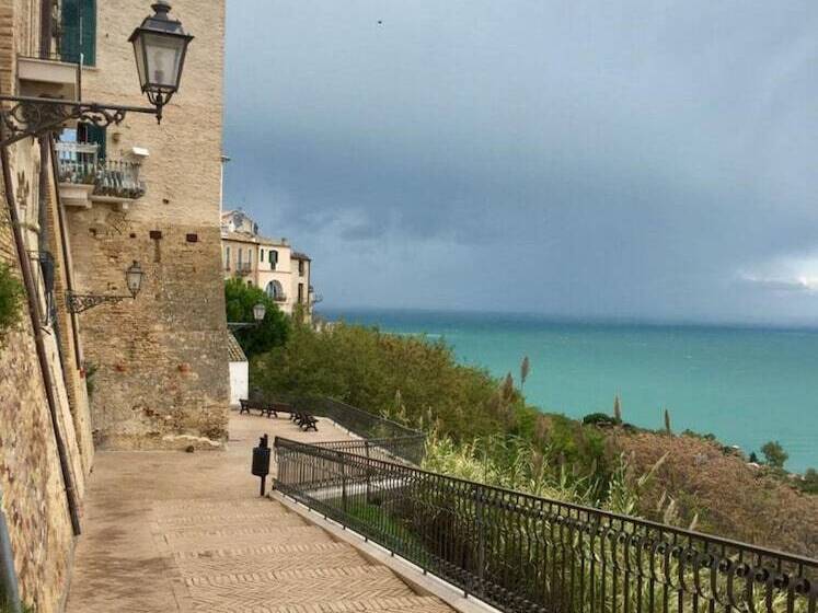 레지던스 Captivating House In Palmoli Sleeps 2 Plus 2