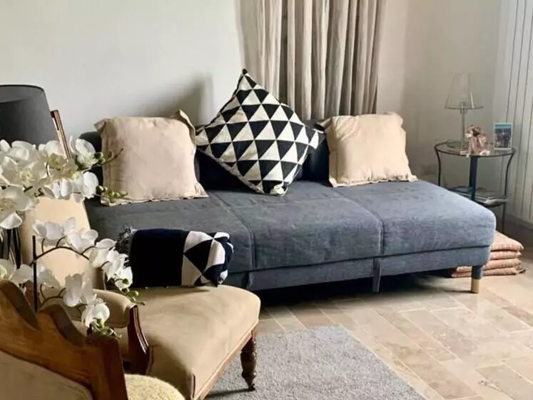 Residenssi Captivating House In Palmoli Sleeps 2 Plus 2