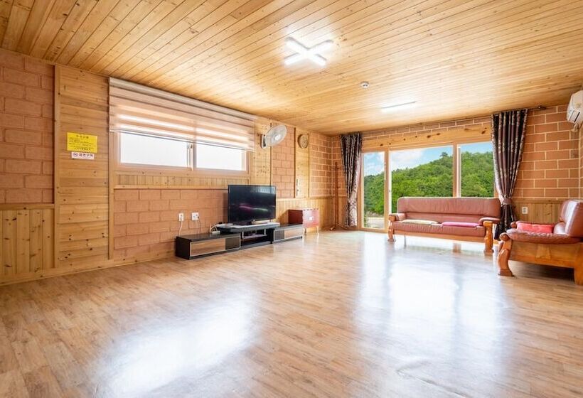 Samcheok Dasarang Pension