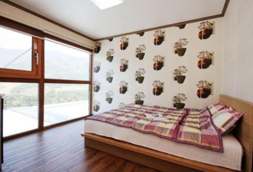 Sancheong Jirisan Noeul Pension