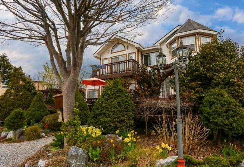 Taean Anabeli Pension