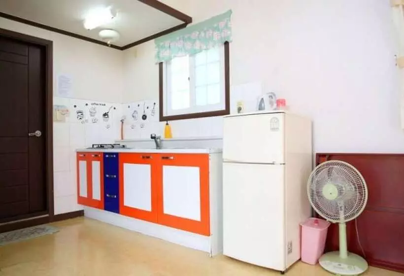 Taean Seogyanguichueok Pension