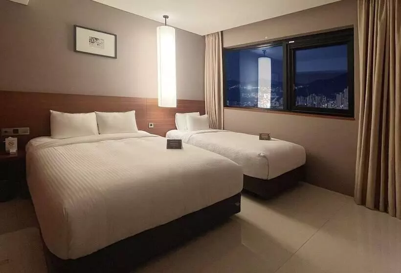 Top Cloud Hotel Gunsan