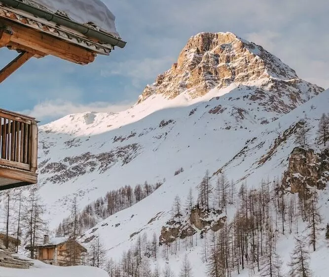 اقامتگاه Vail Lodge By Alpine Resorts