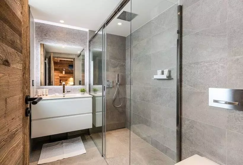اقامتگاه Vail Lodge By Alpine Resorts