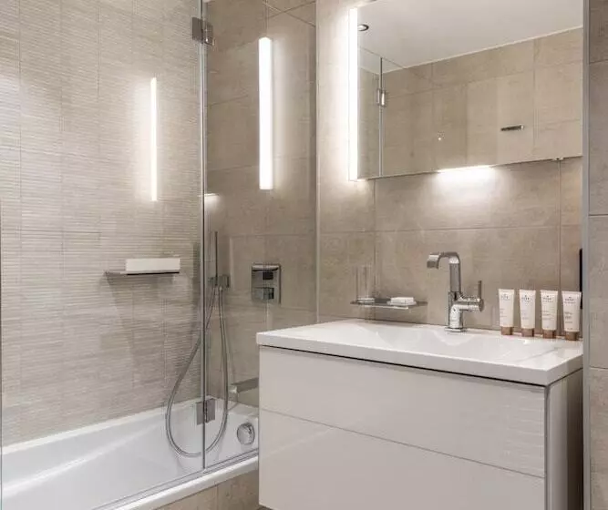 اقامتگاه Vail Lodge By Alpine Resorts