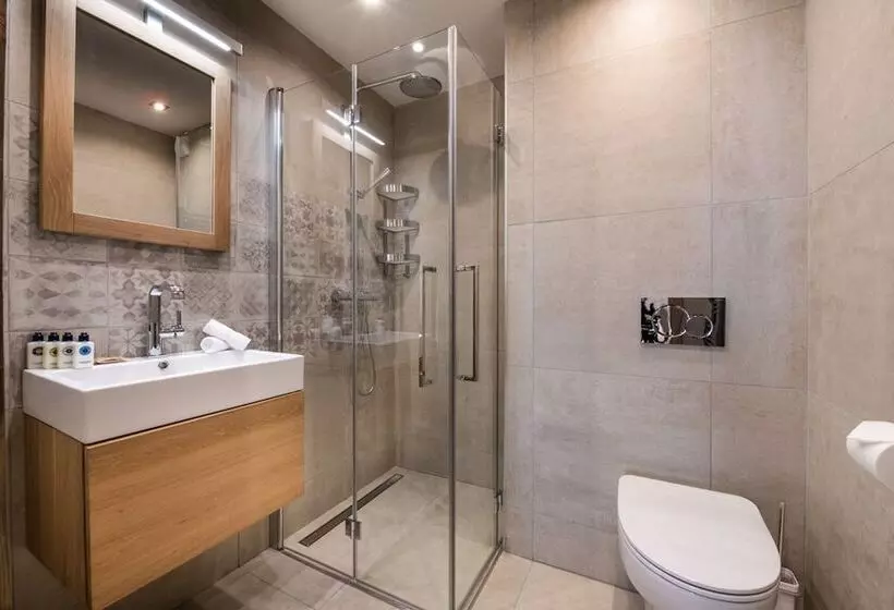 اقامتگاه Vail Lodge By Alpine Resorts