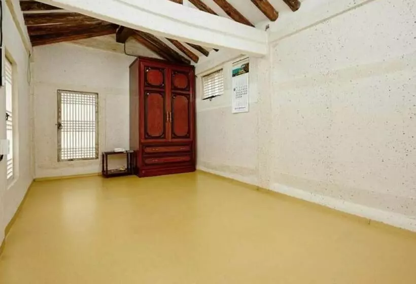 Bonghwa Sogang Hanok Gotaek Pension