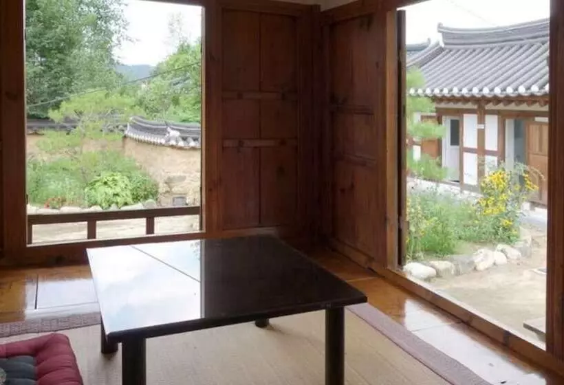 Bonghwa Sogang Hanok Gotaek Pension