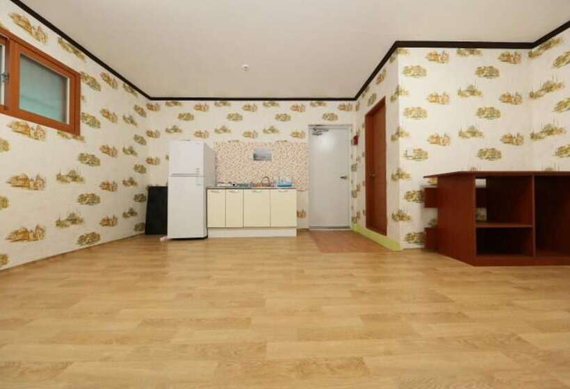 Boryeong Padosori Pension