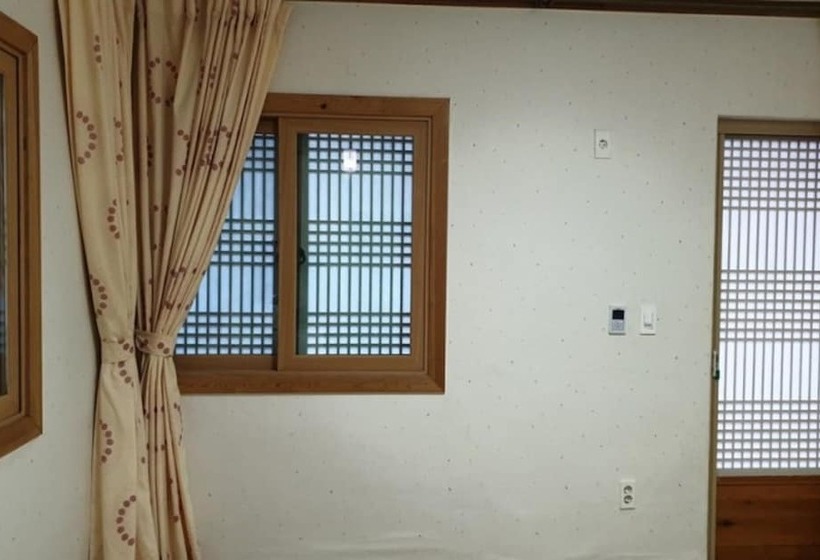 Boseong Shillok Hanok Pension