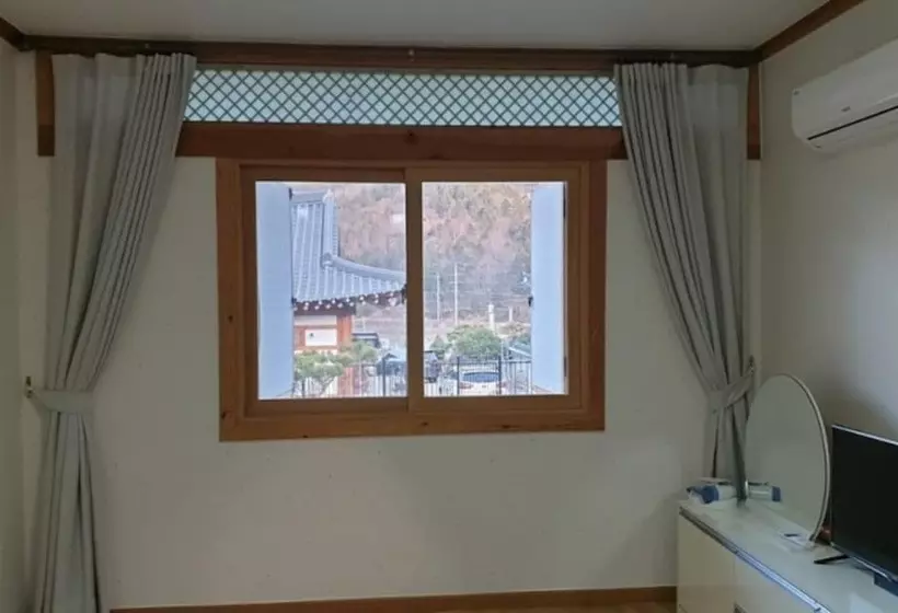 Boseong Shillok Hanok Pension