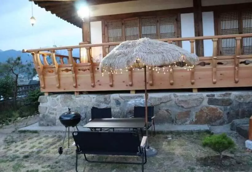 Danyang Danyangjeong Hanok Pension