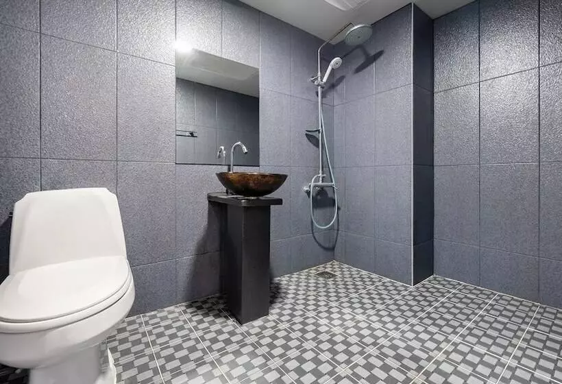 Gapyeong Poin Poolvilla Pension