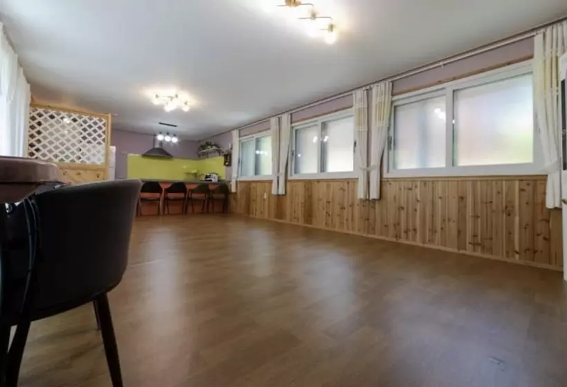 Goesan Galon Pension