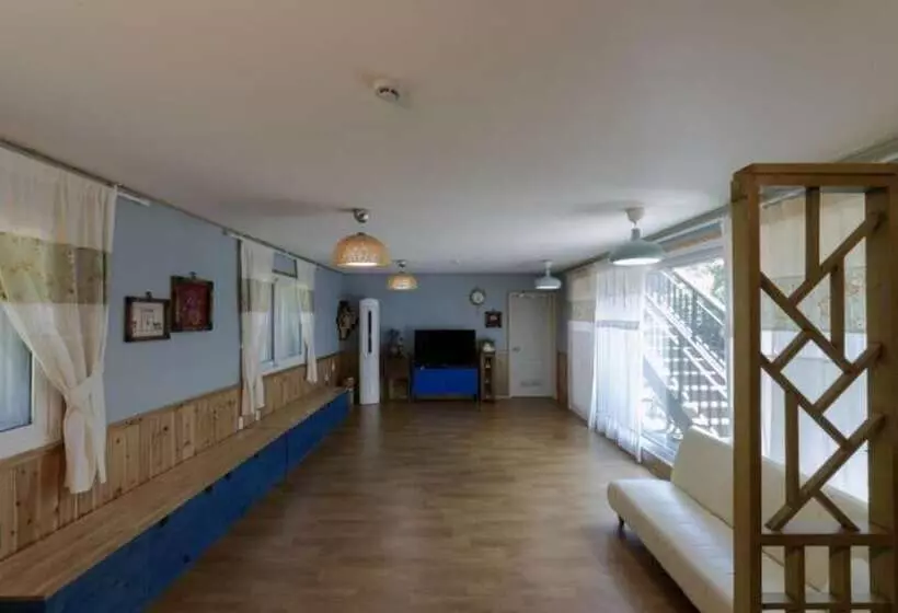 Goesan Galon Pension
