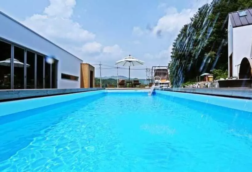 Hongcheon Pool Villa Bjork Pension