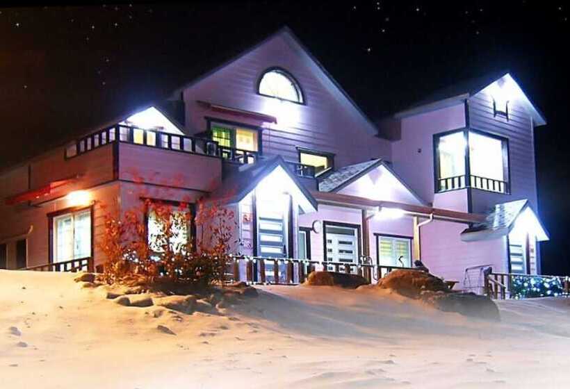Pensionat Cheongdo Mountains Bed And Breakfast