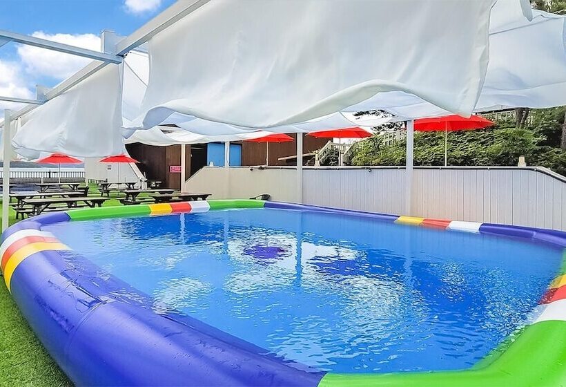 Pension Goseong Bluewhale Glamping