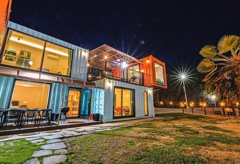 Pension Goseong Bluewhale Glamping