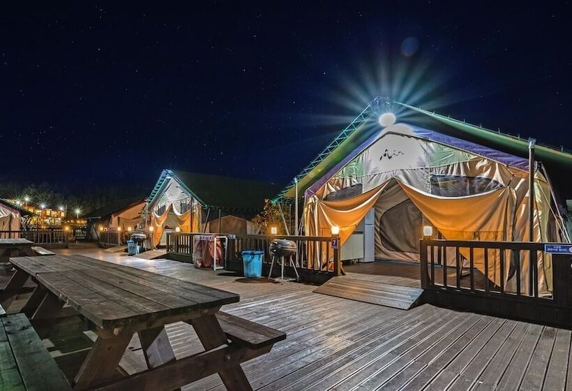 Pension Goseong Bluewhale Glamping
