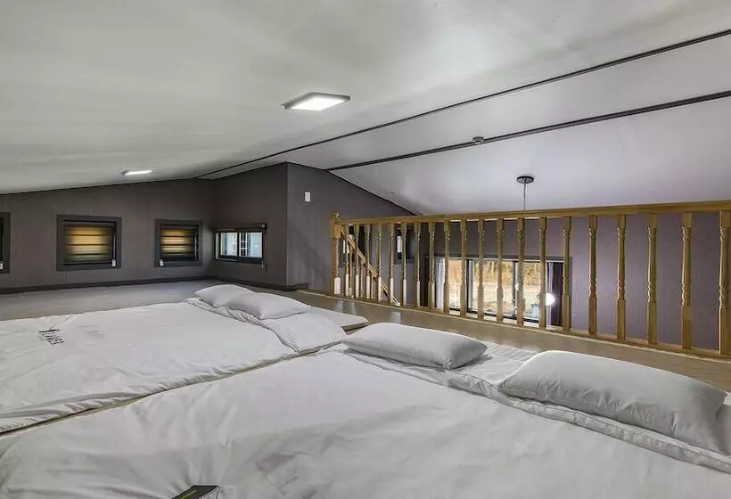 Samcheok Lamer Pension