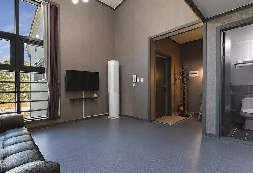 Samcheok Lamer Pension