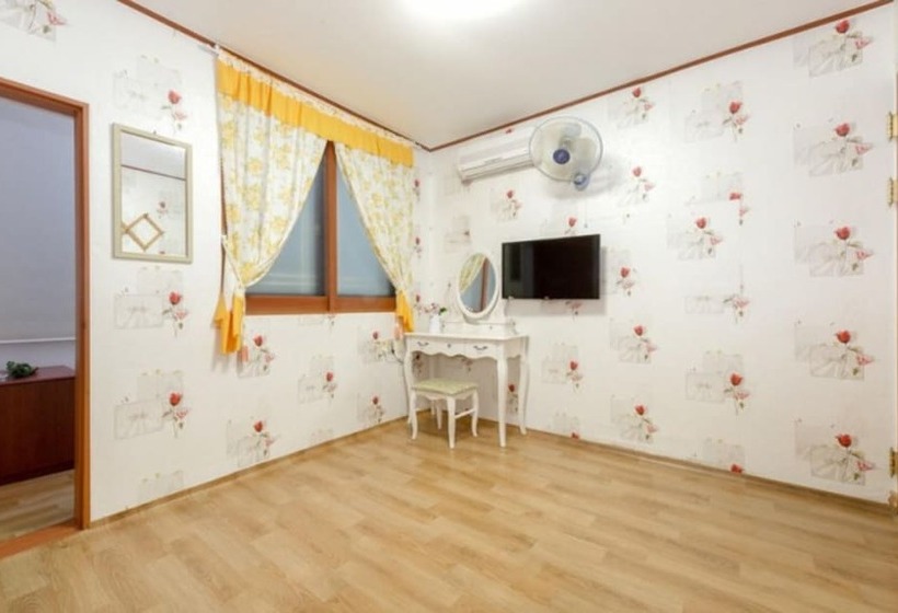 Taean Paradise Pension