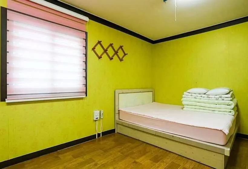Taean  Ssingssing Pension