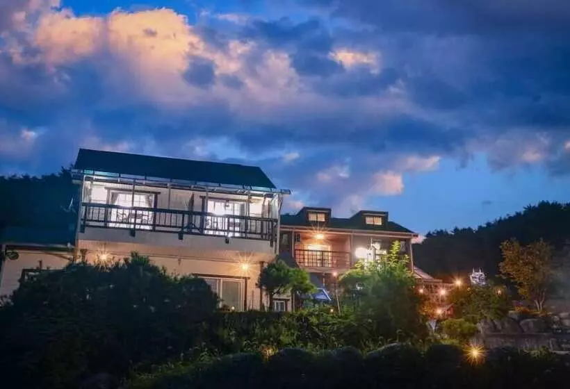 Yangyang Water Sol Valley Pension