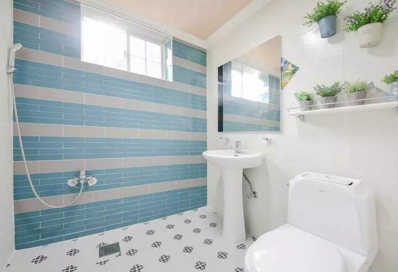 Yangyang Water Sol Valley Pension