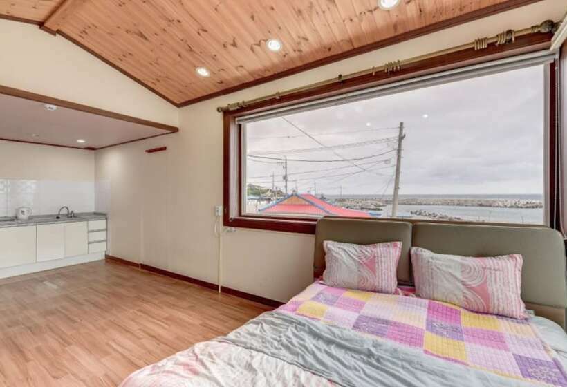 Yeongdeok Taebo Pension