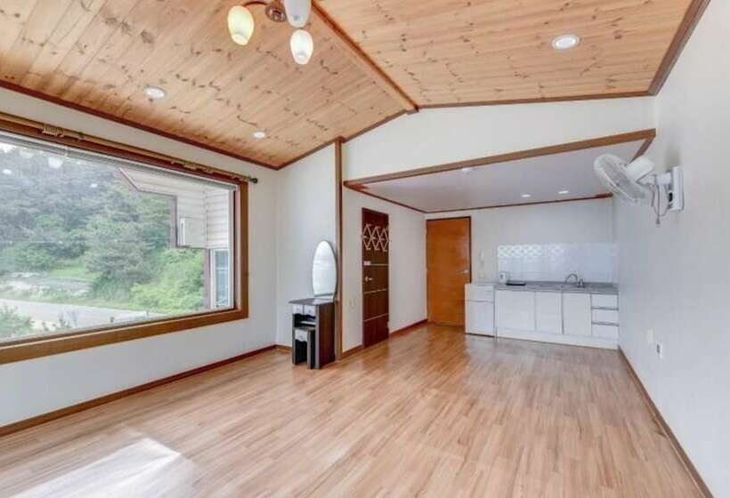 Yeongdeok Taebo Pension