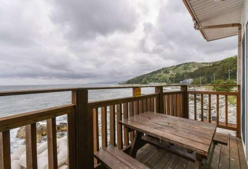 Yeongdeok Taebo Pension