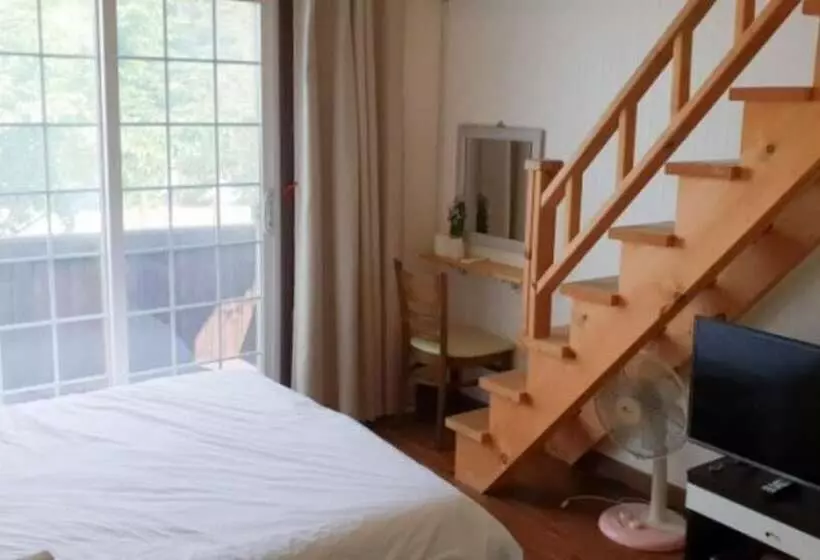 Yeongwol Donggang La Maison Pension