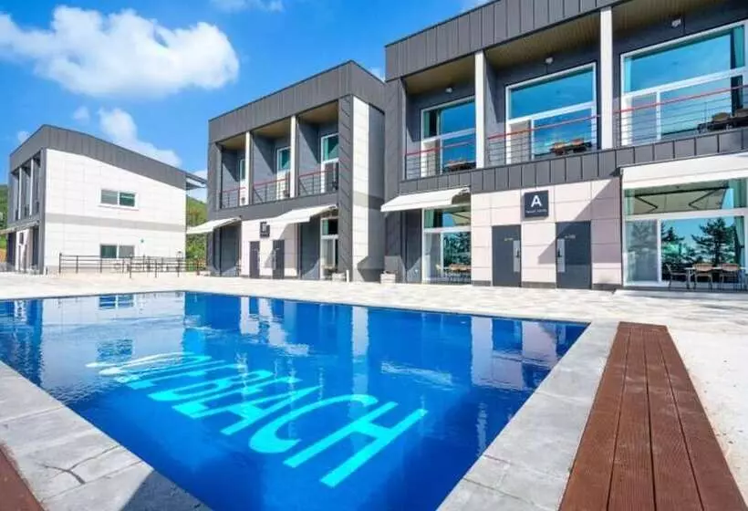 Yeosu Beach Castle Pension