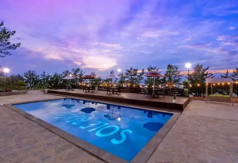 Yeosu Beach Castle Pension
