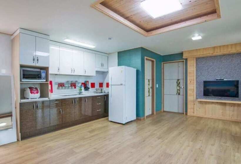 Yeosu The Sea Of Counting Stars Pension