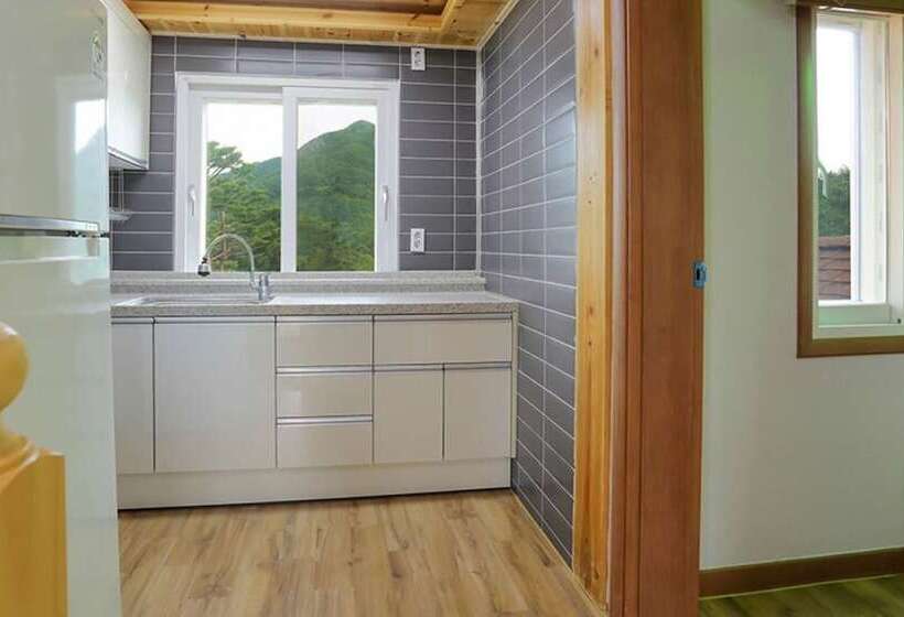 Yesan Aria O2 Pension