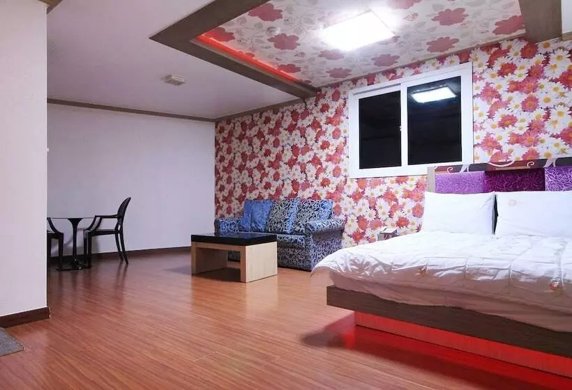Andong Gogung Motel