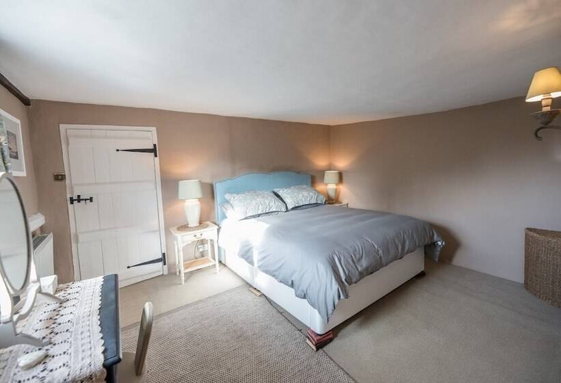 Bridge House, Kersey