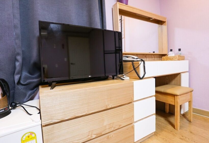 Hongcheon Garisan Deuo Motel