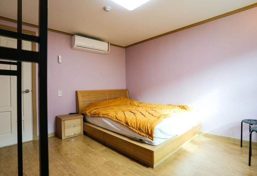 Hongcheon Garisan Deuo Motel