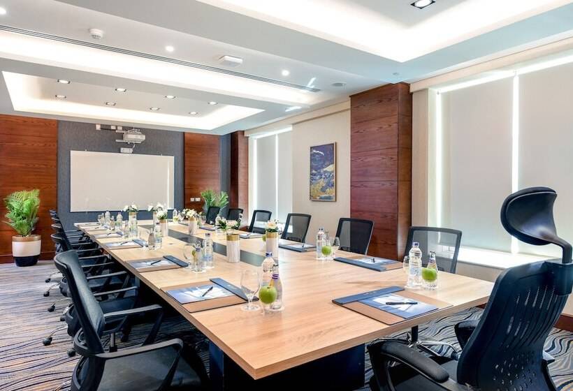 هتل Tolip Resort Elgalala Hills