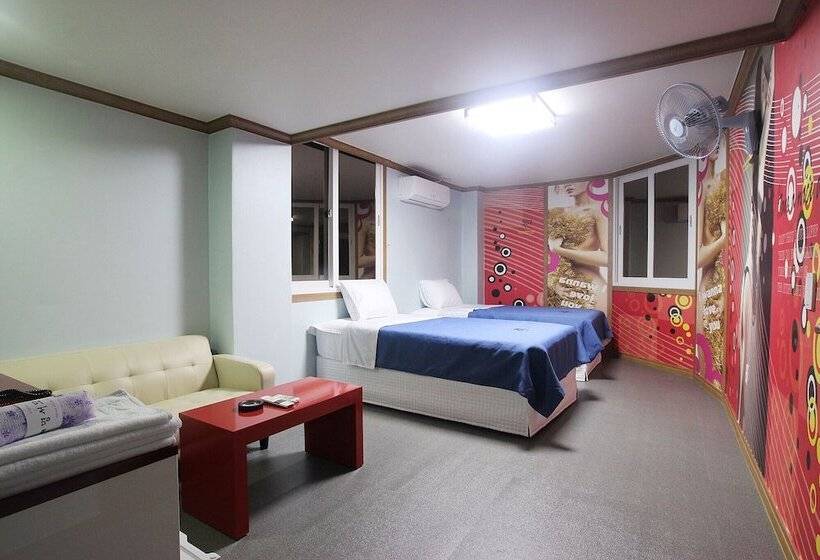Motel Changwon Myeongseodong Myeongseo
