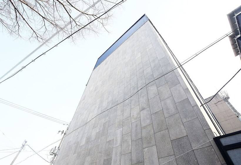 مُتل Daejeon Sintanjin Page