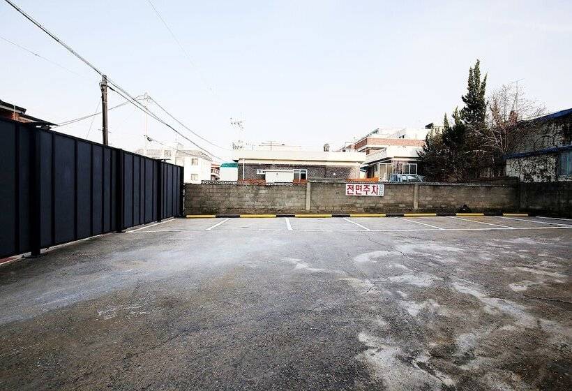 مُتل Daejeon Sintanjin Page