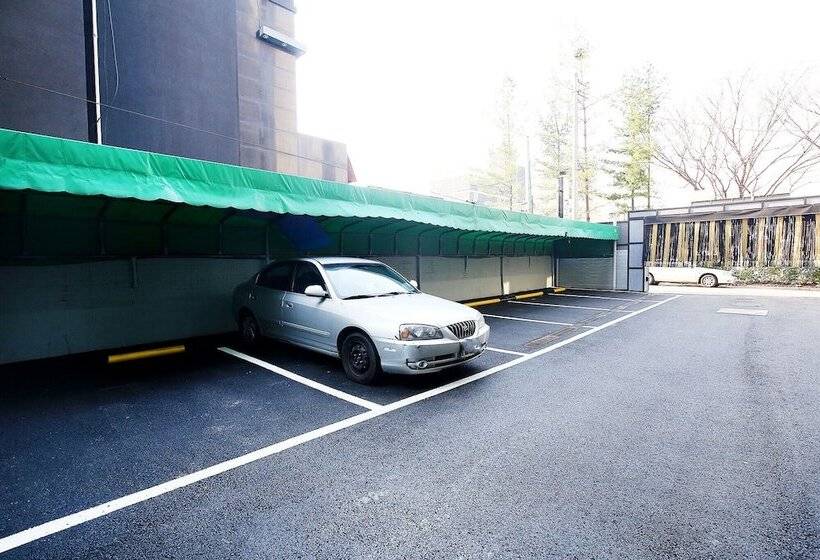 مُتل Daejeon Sintanjin Page